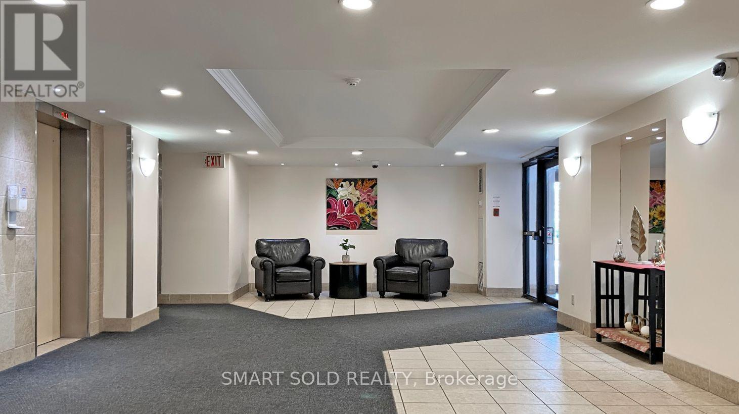 #210 5 OLD SHEPPARD AVENUE - 33
