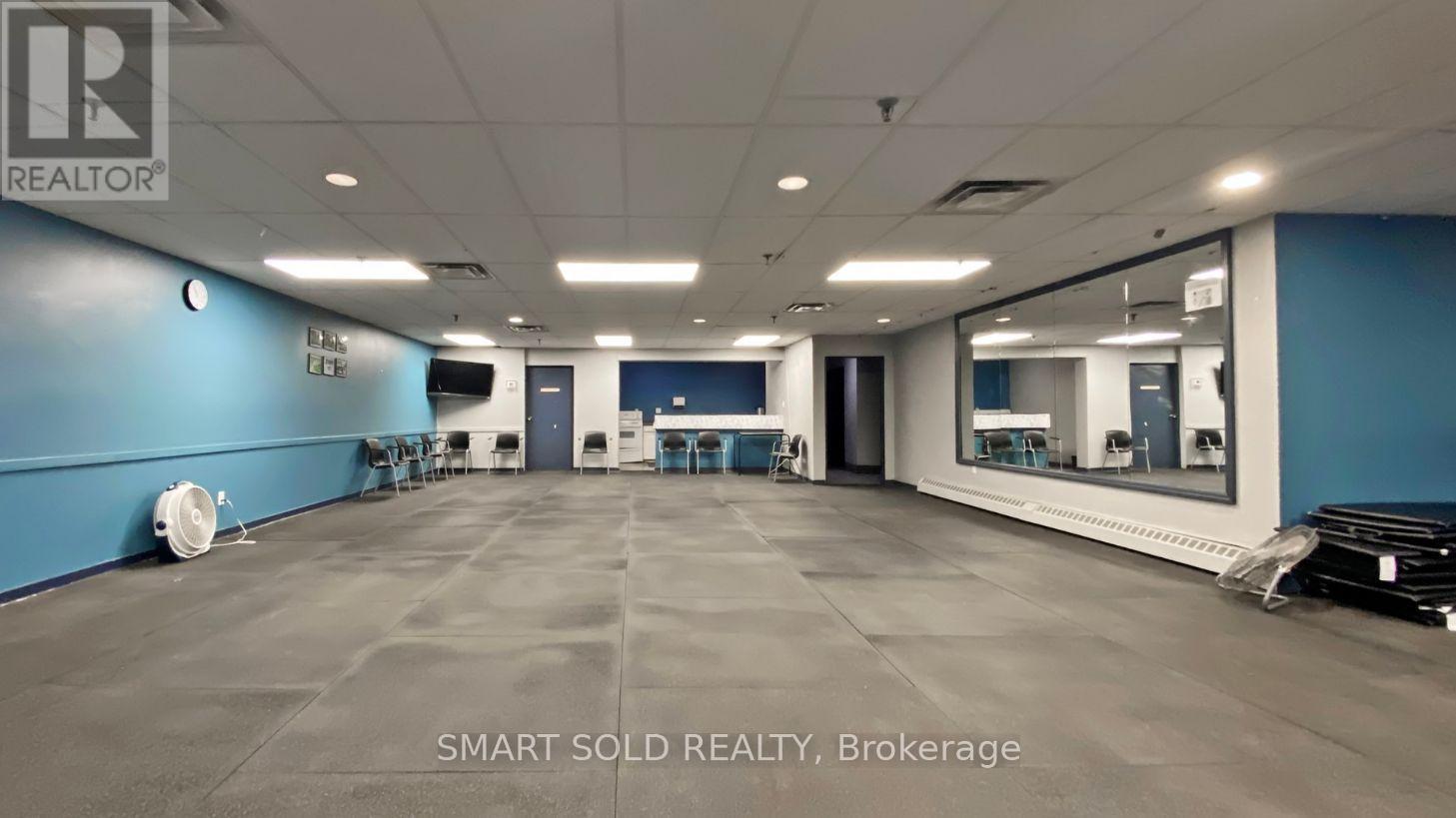 #210 5 OLD SHEPPARD AVENUE - 36