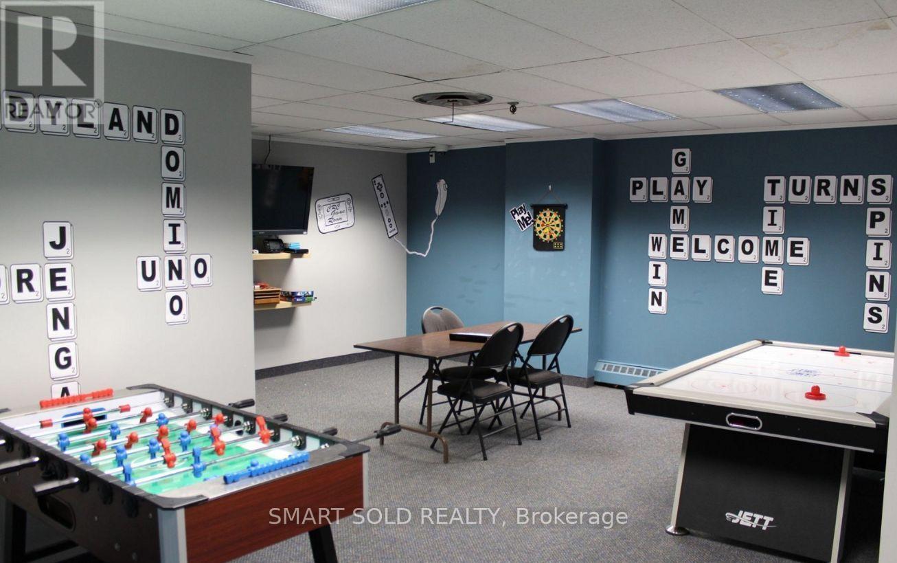 #210 5 OLD SHEPPARD AVENUE - 38
