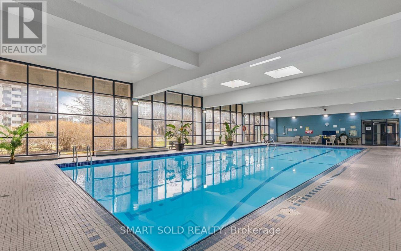 #210 5 OLD SHEPPARD AVENUE - 43