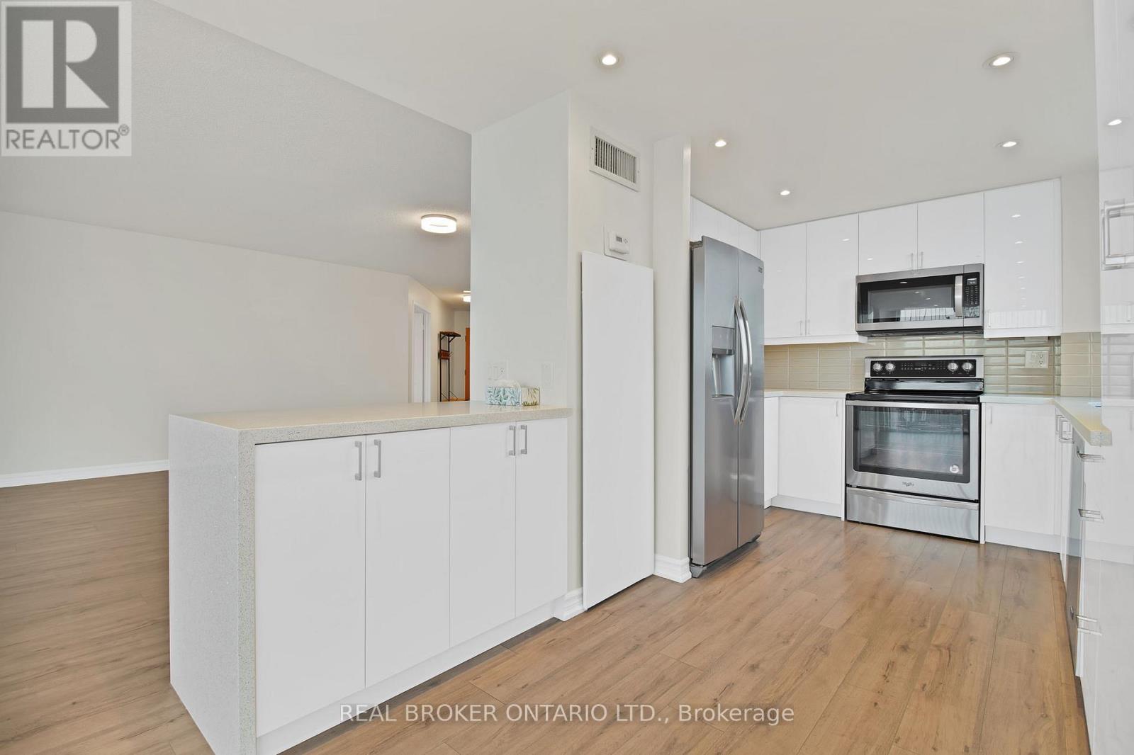 3301 - 5 CONCORDE PLACE, Toronto (Banbury-Don Mills) — photo 2