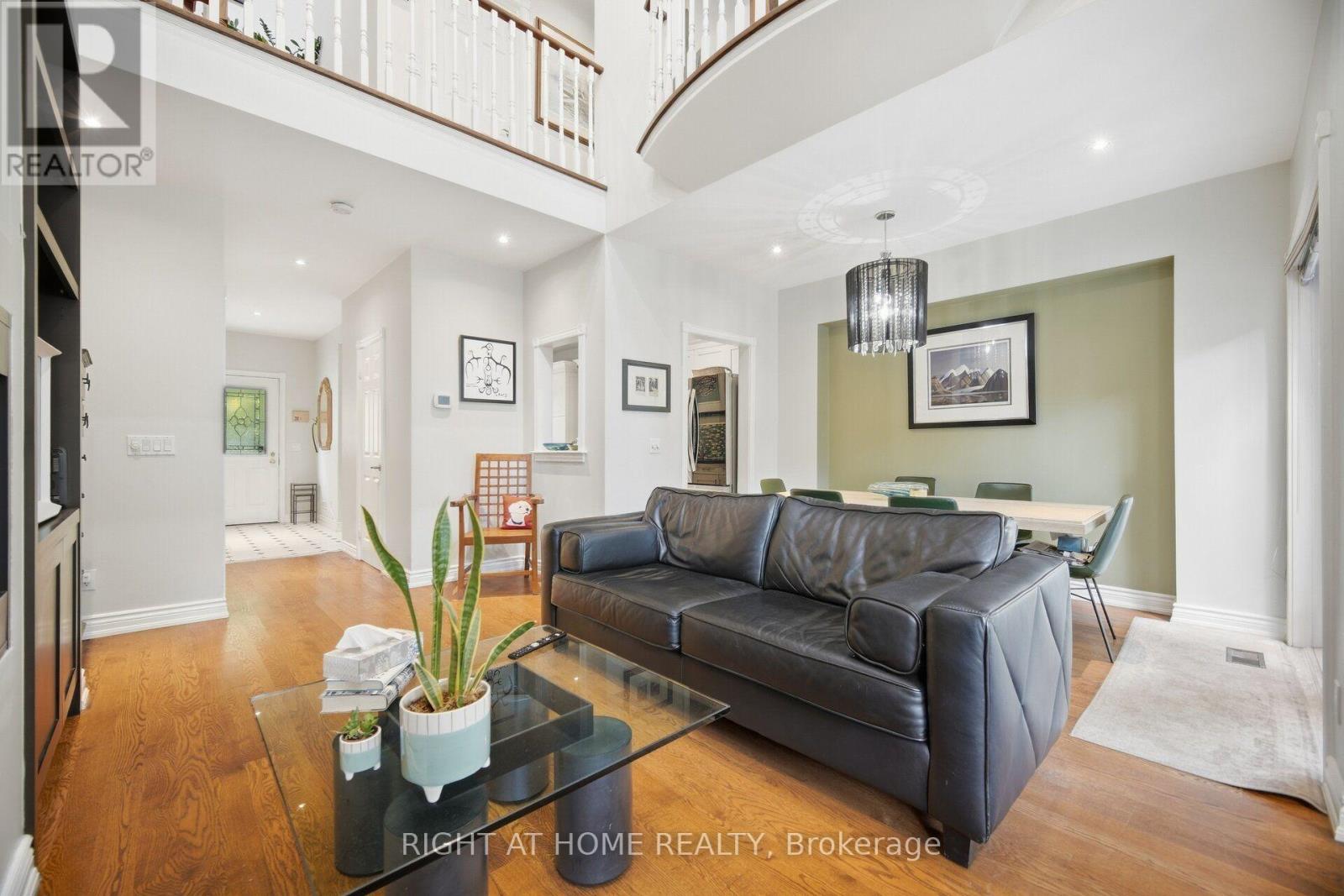 219 BROADWAY AVENUE, Toronto (Mount Pleasant East) — photo 9