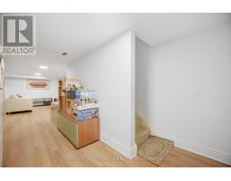 219 Broadway Avenue, Toronto, ON M4P1W1 Photo 36