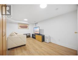 219 Broadway Avenue, Toronto, ON M4P1W1 Photo 37