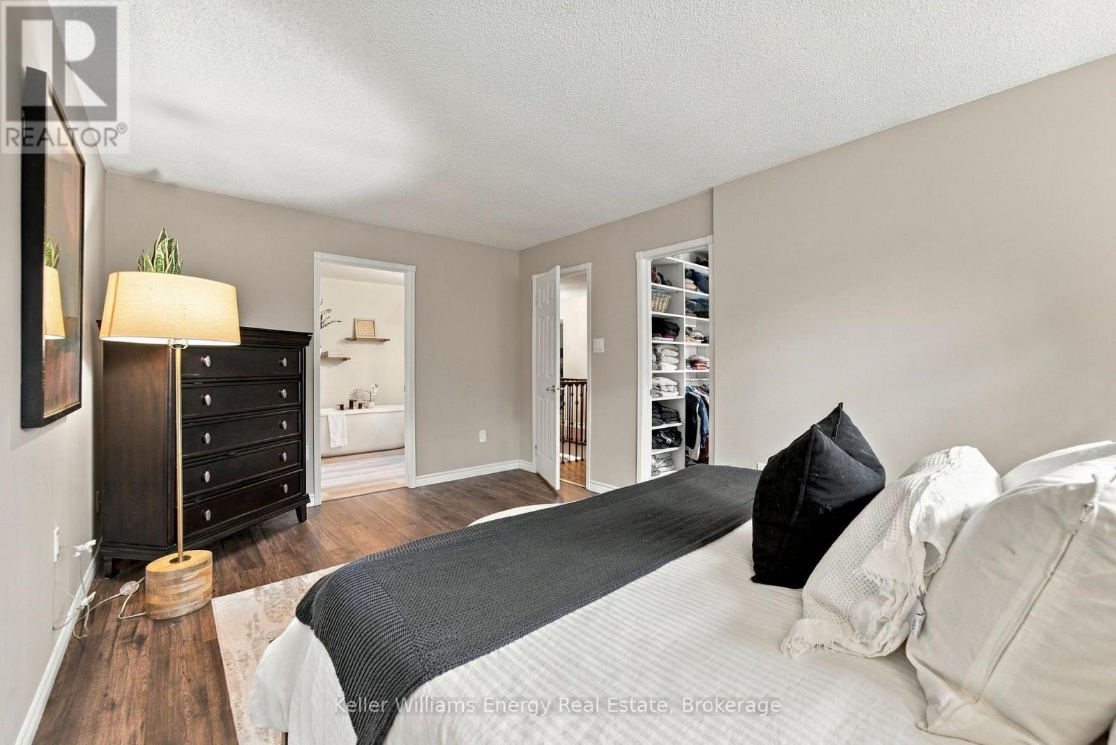 123 Erickson Drive, Whitby, ON photo 30
