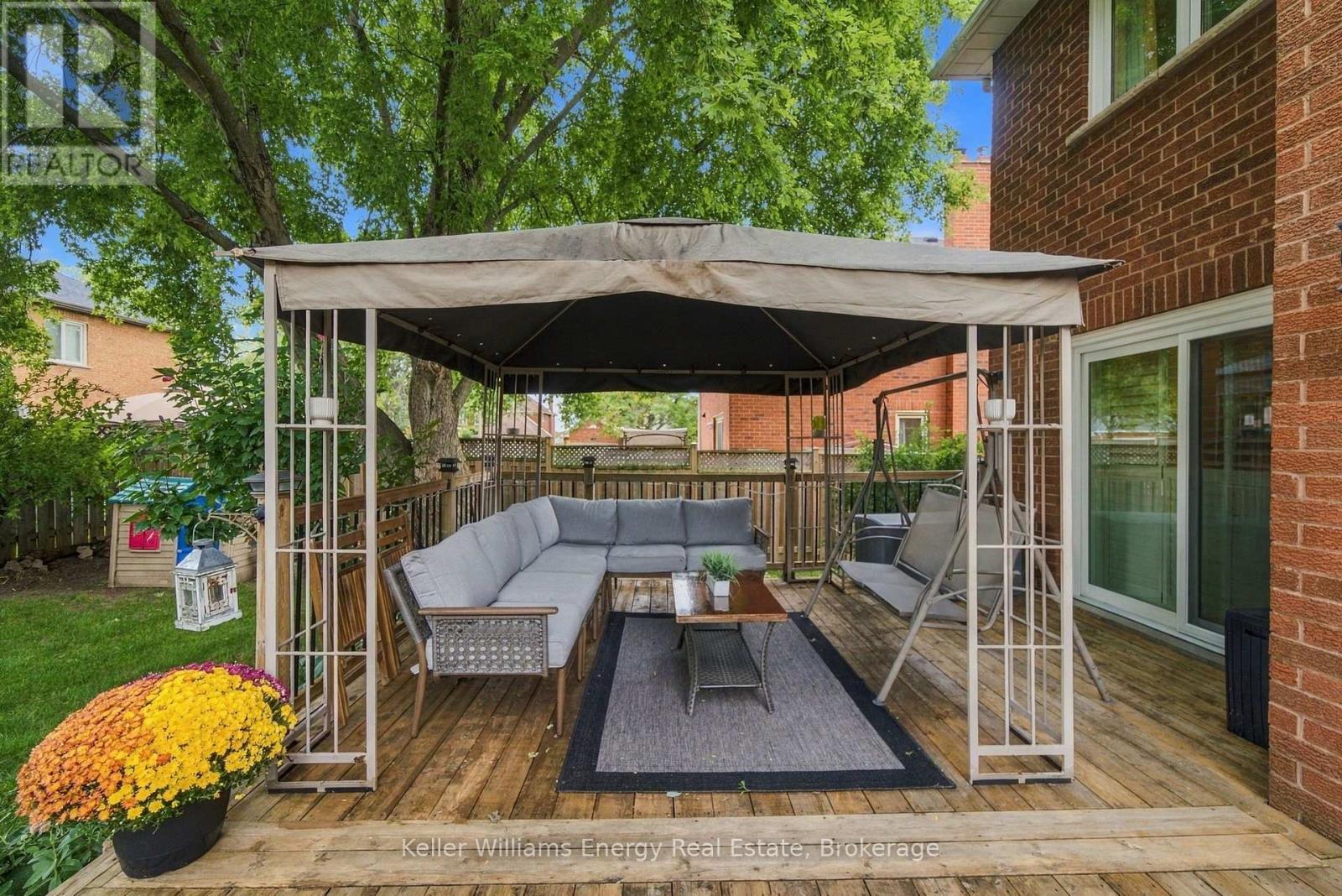 123 Erickson Drive, Whitby, ON photo 42