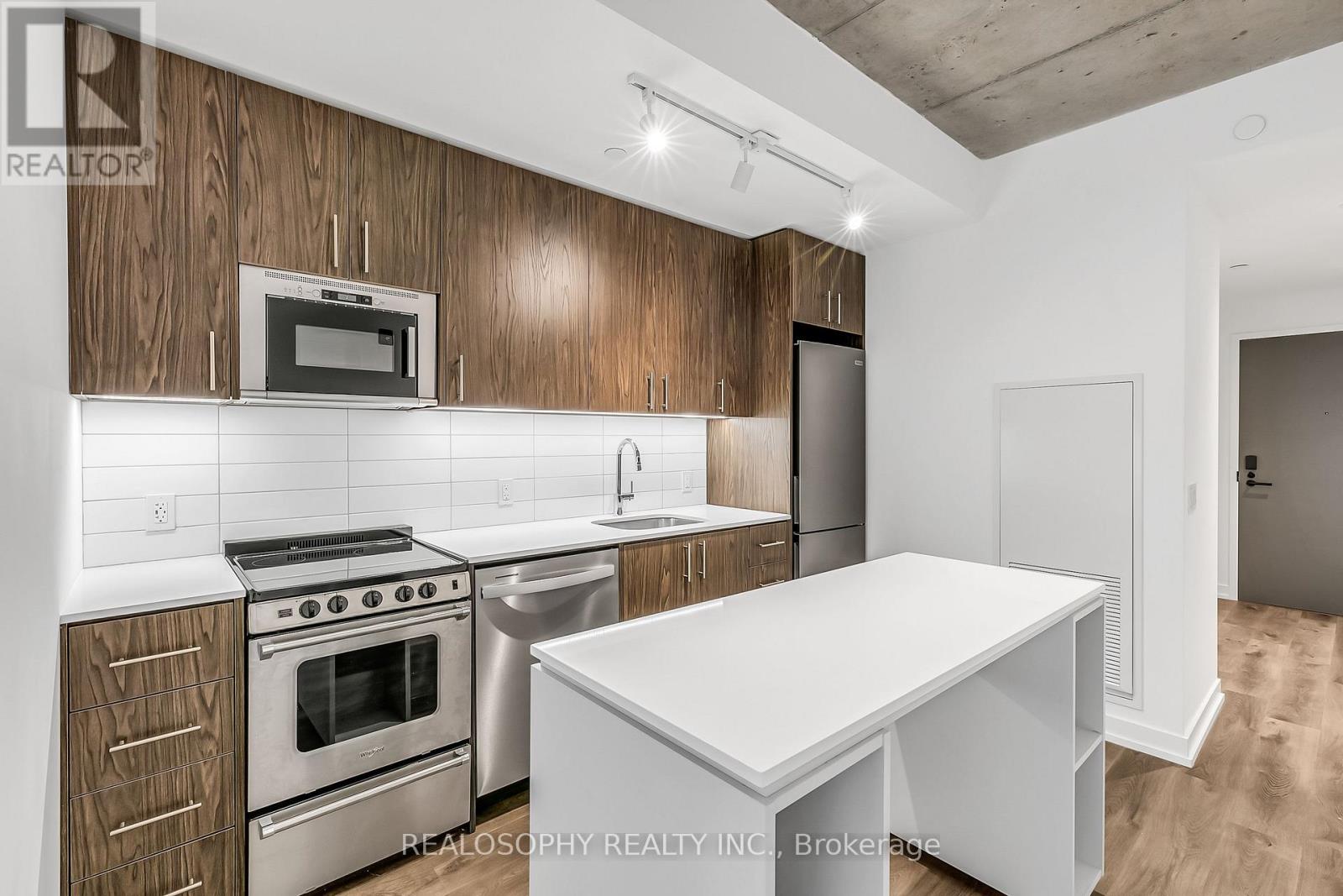 307 - 115 LARCHMOUNT AVENUE, Toronto (South Riverdale) — photo 2