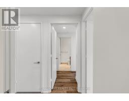 Bathroom - 303 - 115 Larchmount Avenue, Toronto, ON M4M2Y6 Photo 6