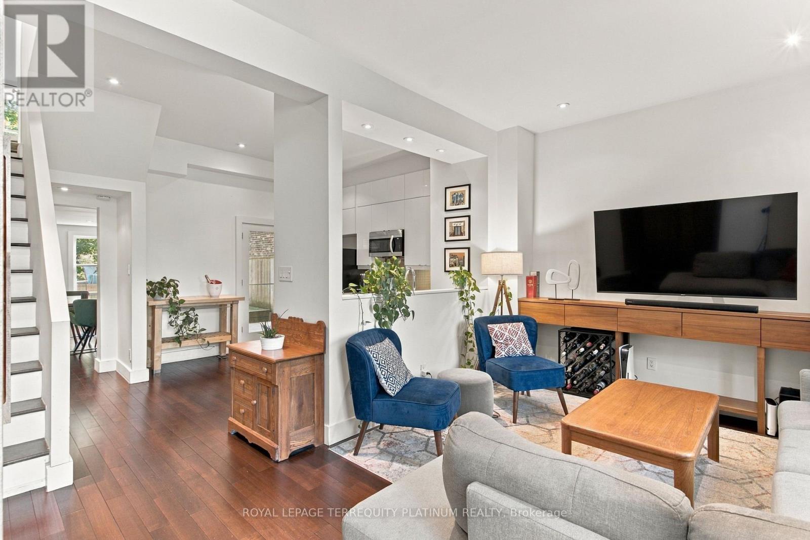 81 BOULTON AVENUE, Toronto (South Riverdale) — photo 4