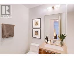 32 - 140 Broadview Avenue, Toronto, ON M4M0A8 Photo 9