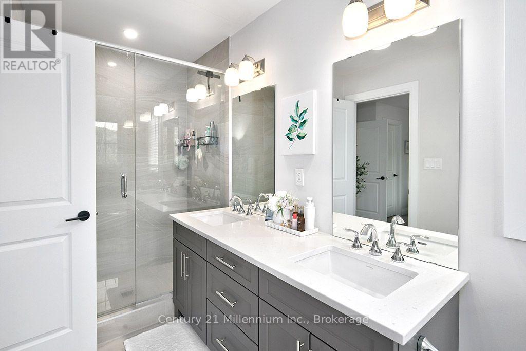 214 YELLOW BIRCH CRESCENT, Blue Mountains — photo 12