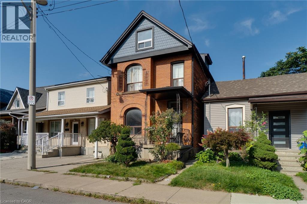 23 OAK Avenue, Hamilton — photo 3