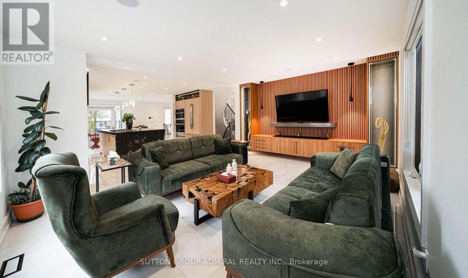 60 MAPLE WAY, East Gwillimbury (Sharon) — photo 9