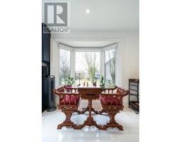 Bedroom 3 - 60 Maple Way, East Gwillimbury, ON L0G1V0 Photo 13