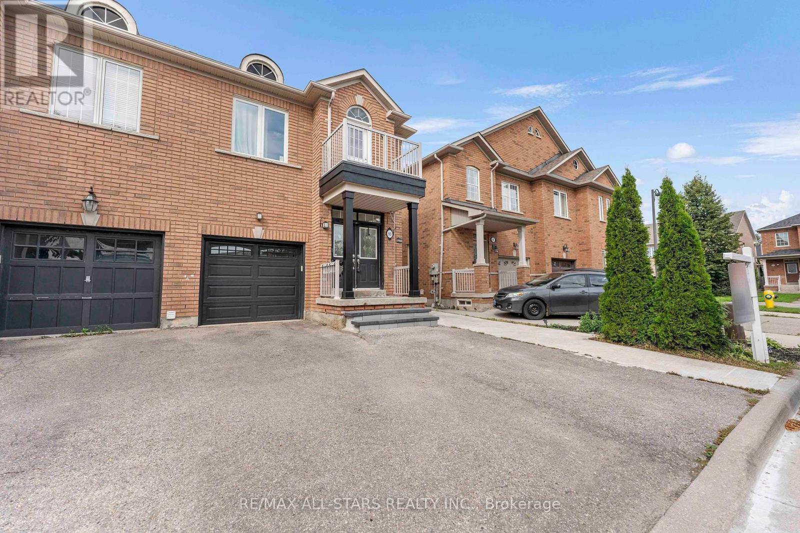93 ARCO CIRCLE, Vaughan (Maple) — photo 3