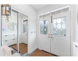 Bedroom 3 - 93 Arco Circle, Vaughan, ON L6A3Z6 Photo 6