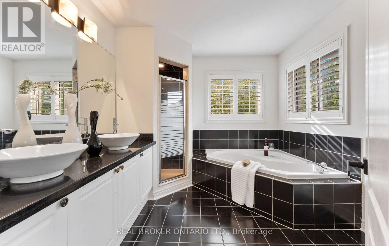 84 SANDWAY CRESCENT - Image 27
