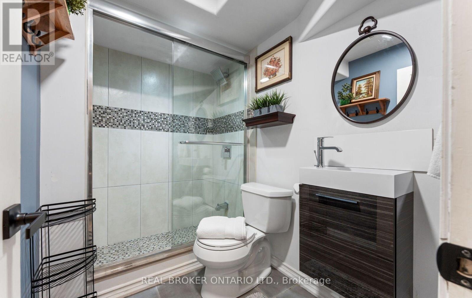 84 SANDWAY CRESCENT - Image 33
