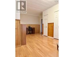 12 Hector Street, Port Maitland, NS B5A5R8 Photo 15