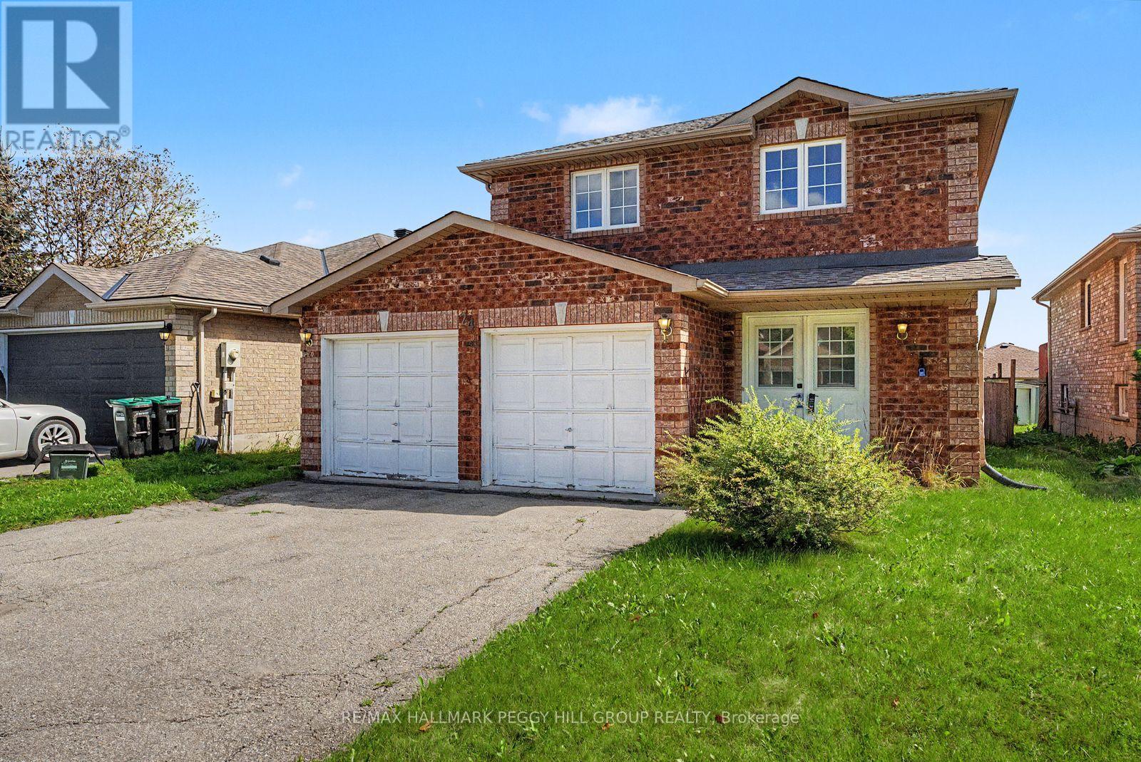 24 DUNSMORE LANE, Barrie (Georgian Drive)