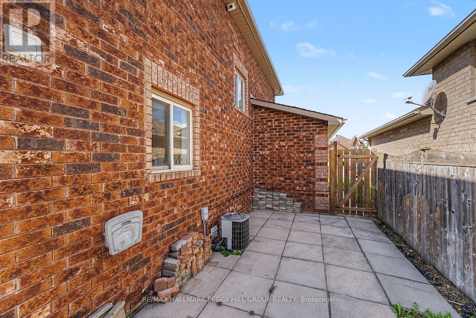 24 Dunsmore Lane — photo 17