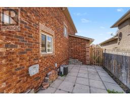 24 Dunsmore Lane, Barrie, ON L4M7A1 Photo 17