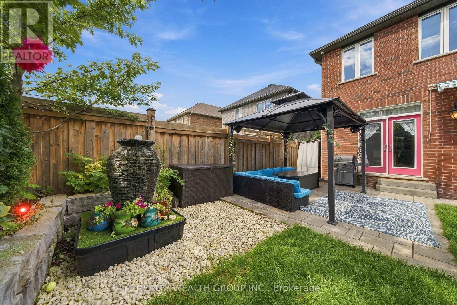 43 BOOTH LANE - 30