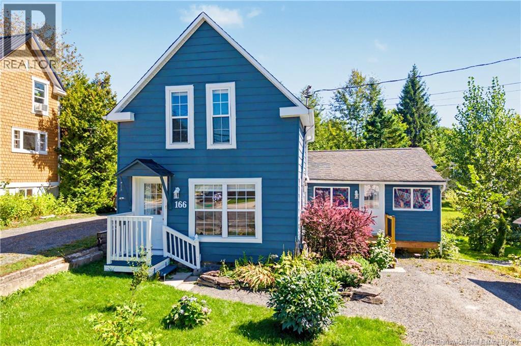 166 Brookside Drive, Fredericton, New Brunswick, E3A1T6, Fredericton, New Brunswick — photo 2 of 5