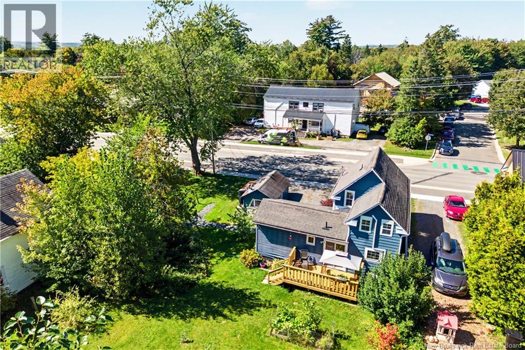 166 Brookside Drive, Fredericton, New Brunswick, E3A1T6, Fredericton, New Brunswick — photo 5 of 5