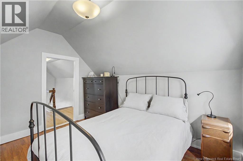 166 Brookside Drive - Image 35