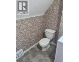 511 12c Street N, Lethbridge, AB T1H2N4 Photo 14