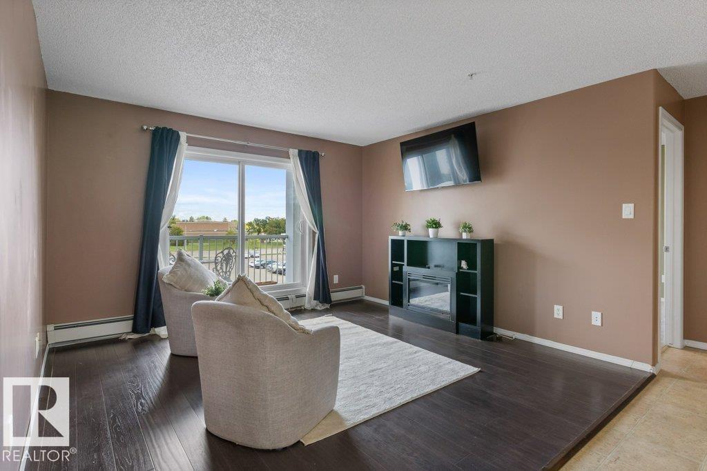 #307 9910 107 ST - 14