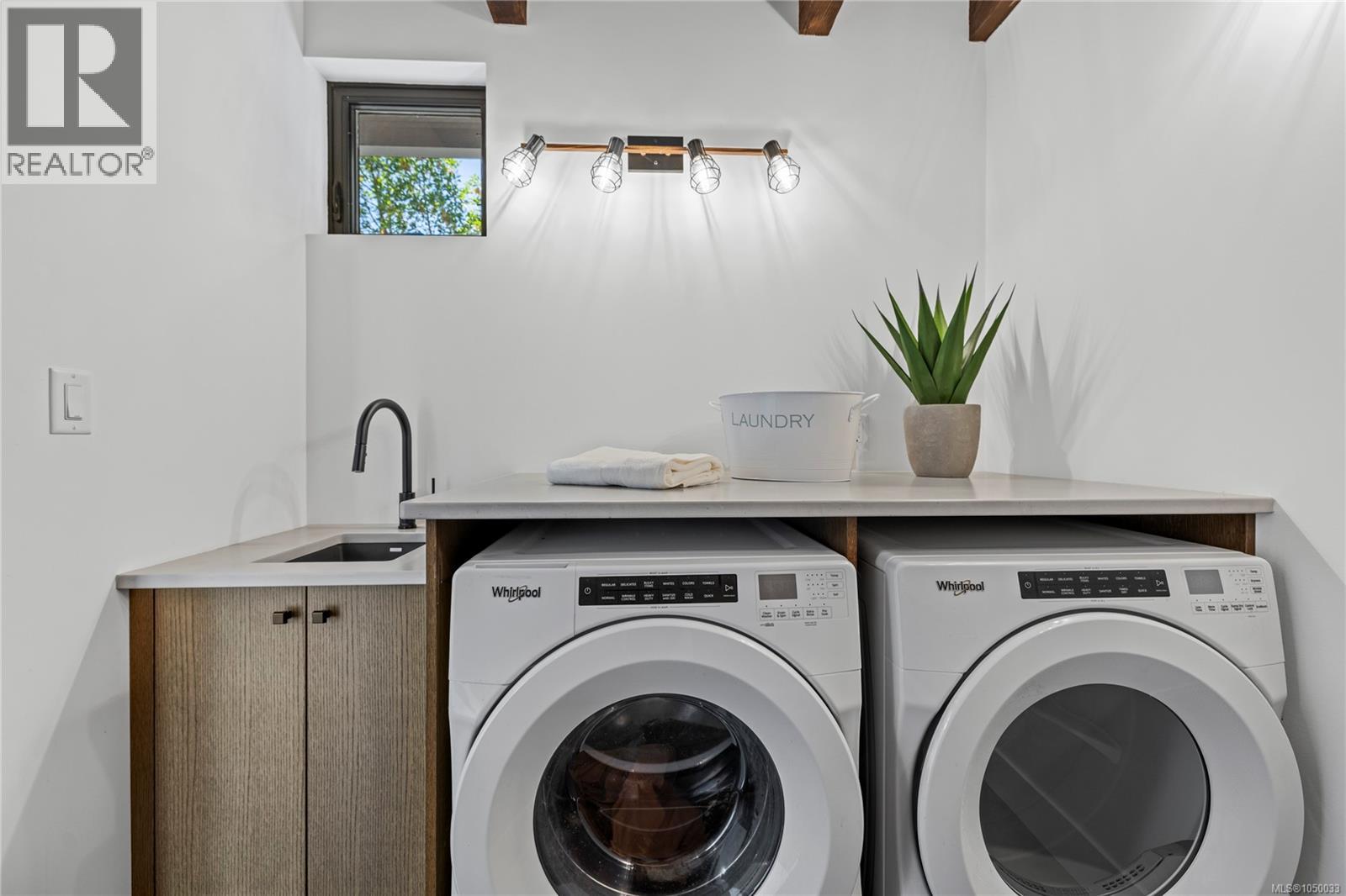 1175 Evergreen Way - Image 36