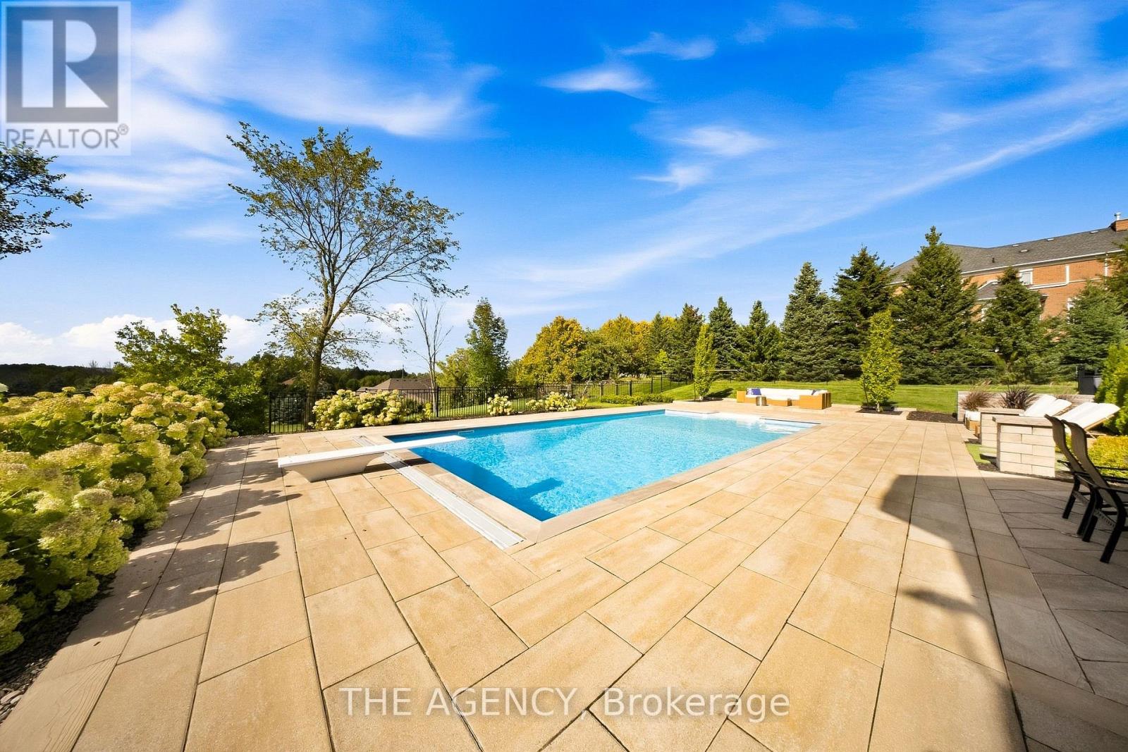 4 MORRISON COURT - Image 37