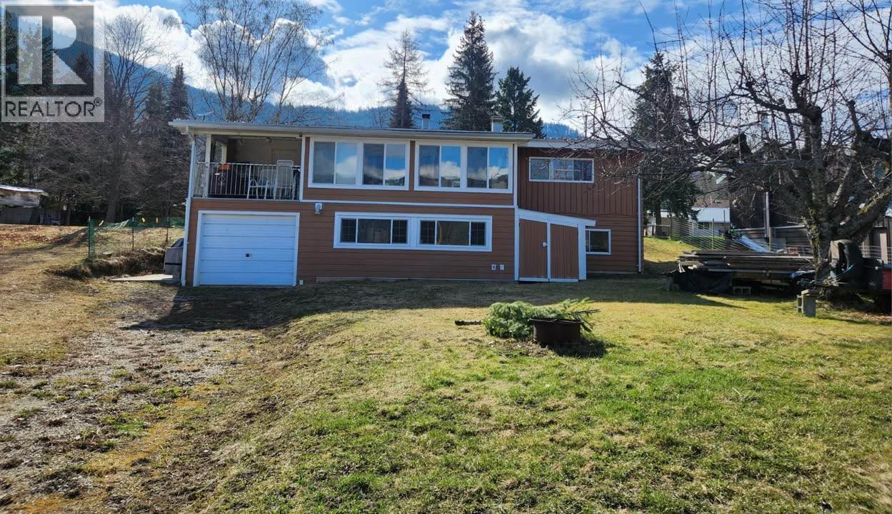 208 Maple Street - 27