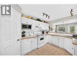 Dining room - 267 Taravista Street Ne, Calgary, AB T3J4S5 Photo 6