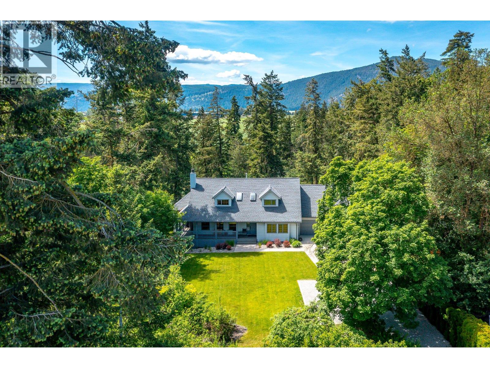 2245 Okanagan Street - Image 49