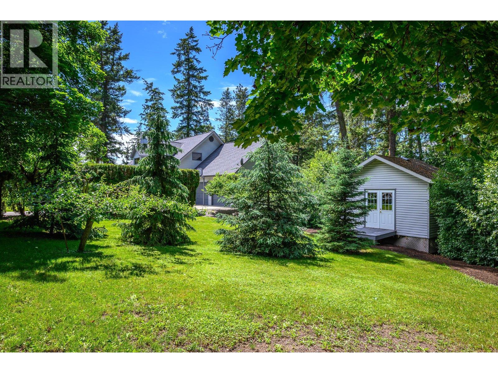 2245 Okanagan Street - Image 37