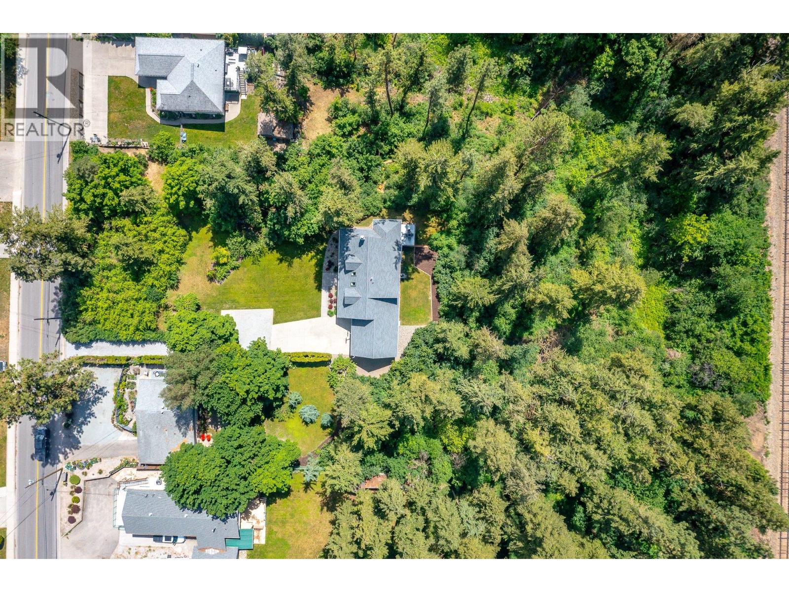 2245 Okanagan Street - 41
