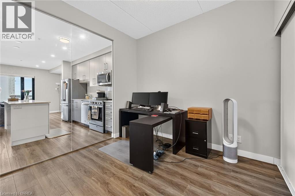 #609 15 QUEEN Street - Image 31