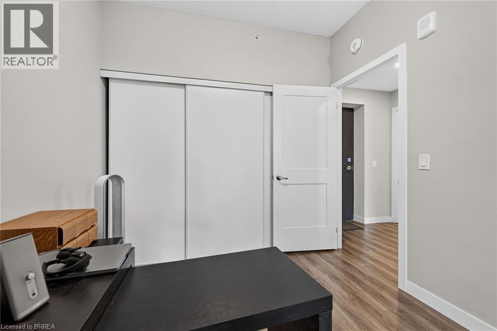 #609 15 QUEEN Street - Image 34