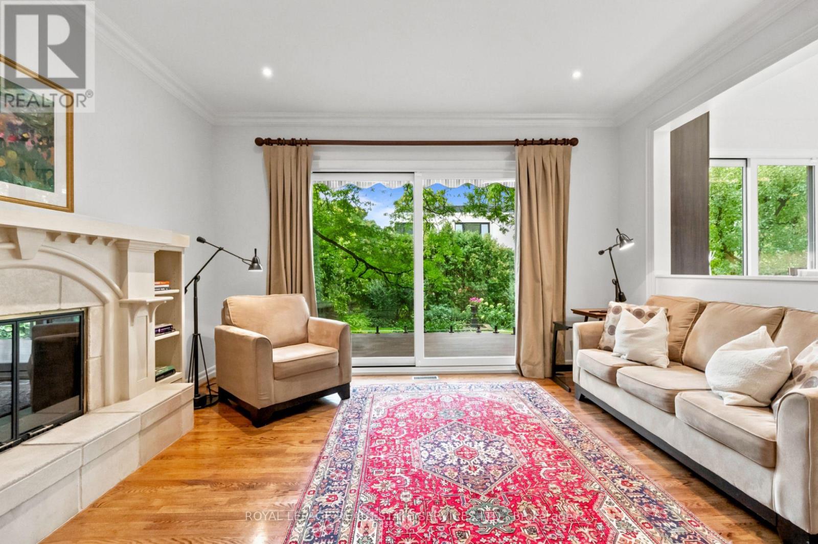 39 ROCKINGHAM DRIVE - 17