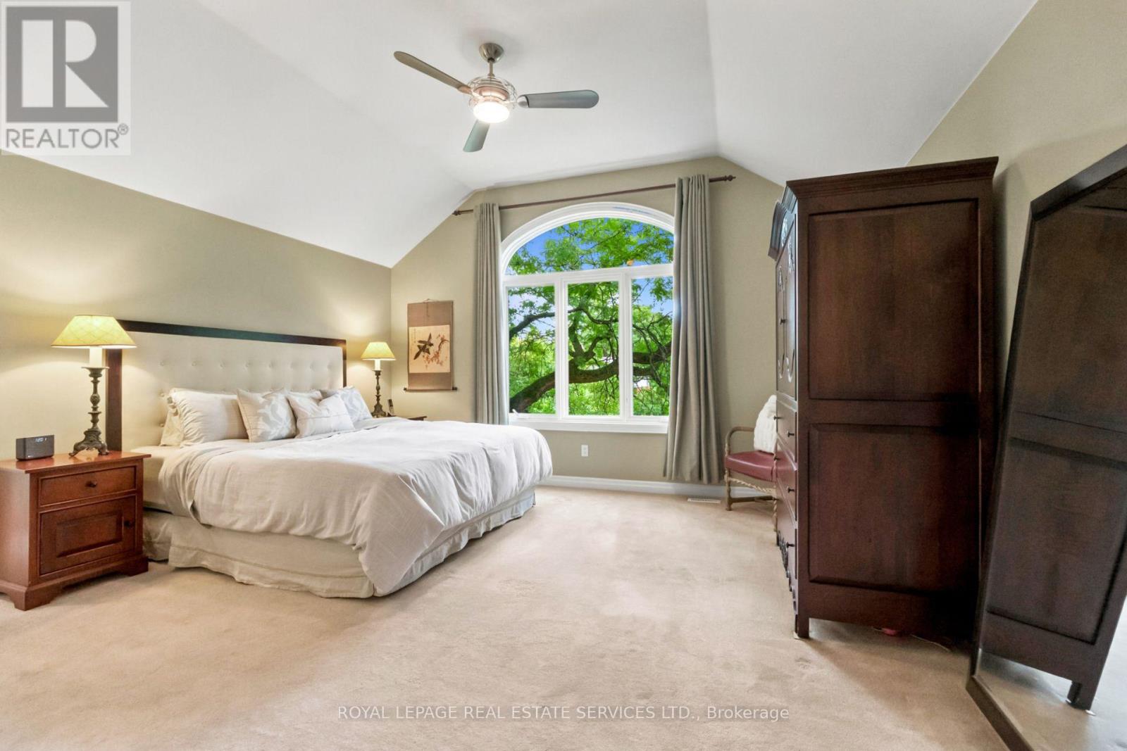 39 ROCKINGHAM DRIVE - 23
