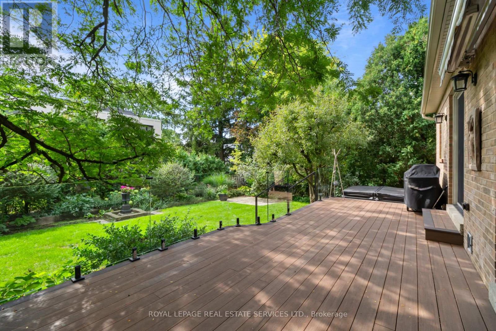 39 ROCKINGHAM DRIVE - 45