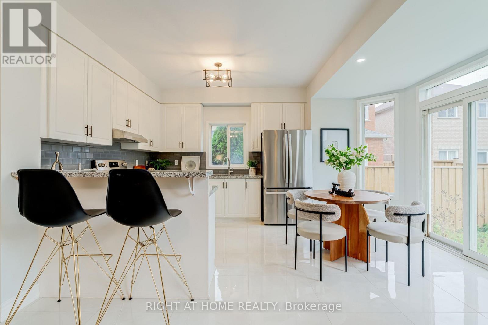 3823 TACC DRIVE - 14