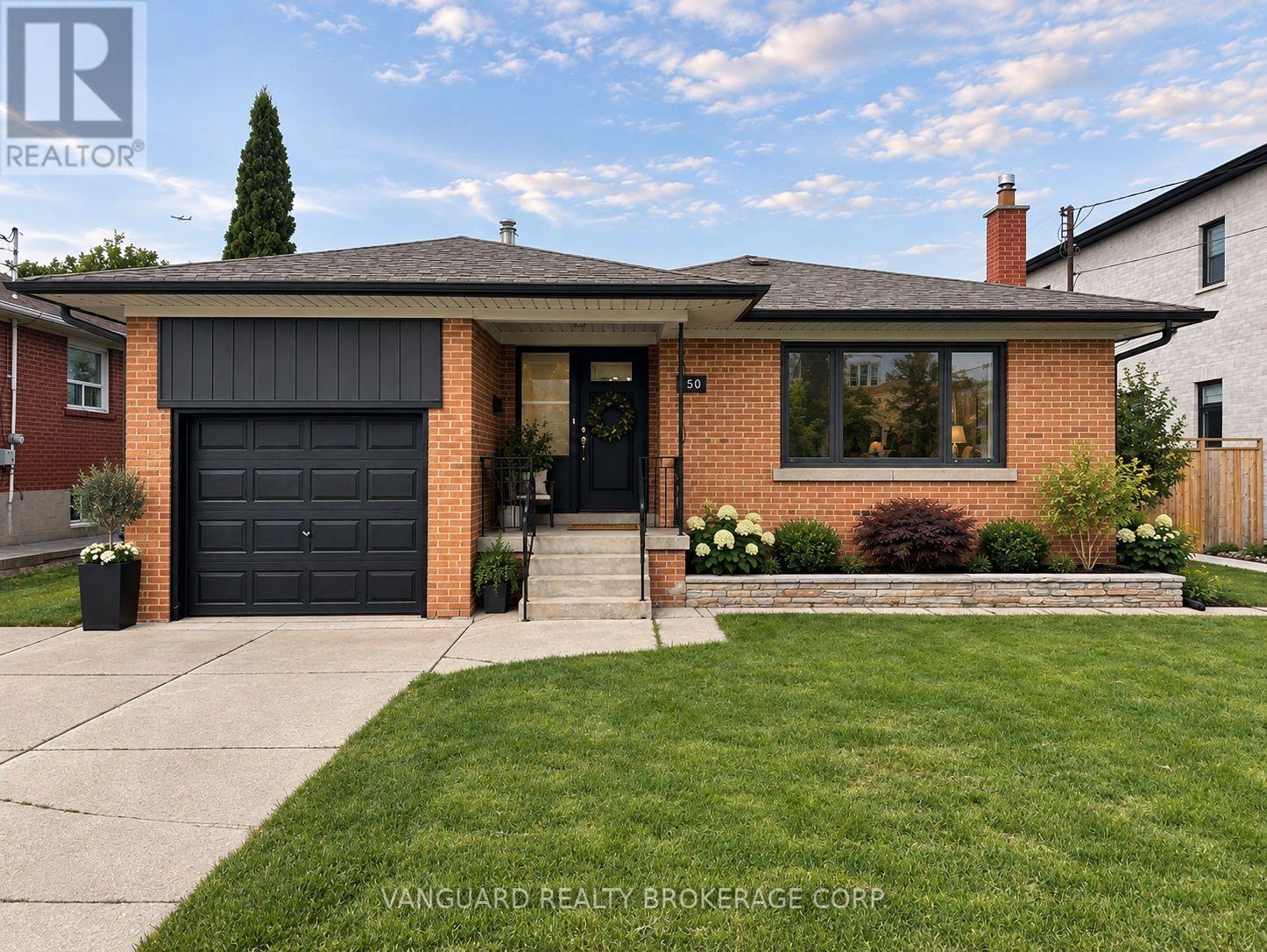 150 SPALDING ROAD, Toronto (Downsview-Roding-CFB)