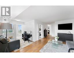 Bathroom - 1809 - 3077 Weston Road, Toronto, ON M9M3A1 Photo 8