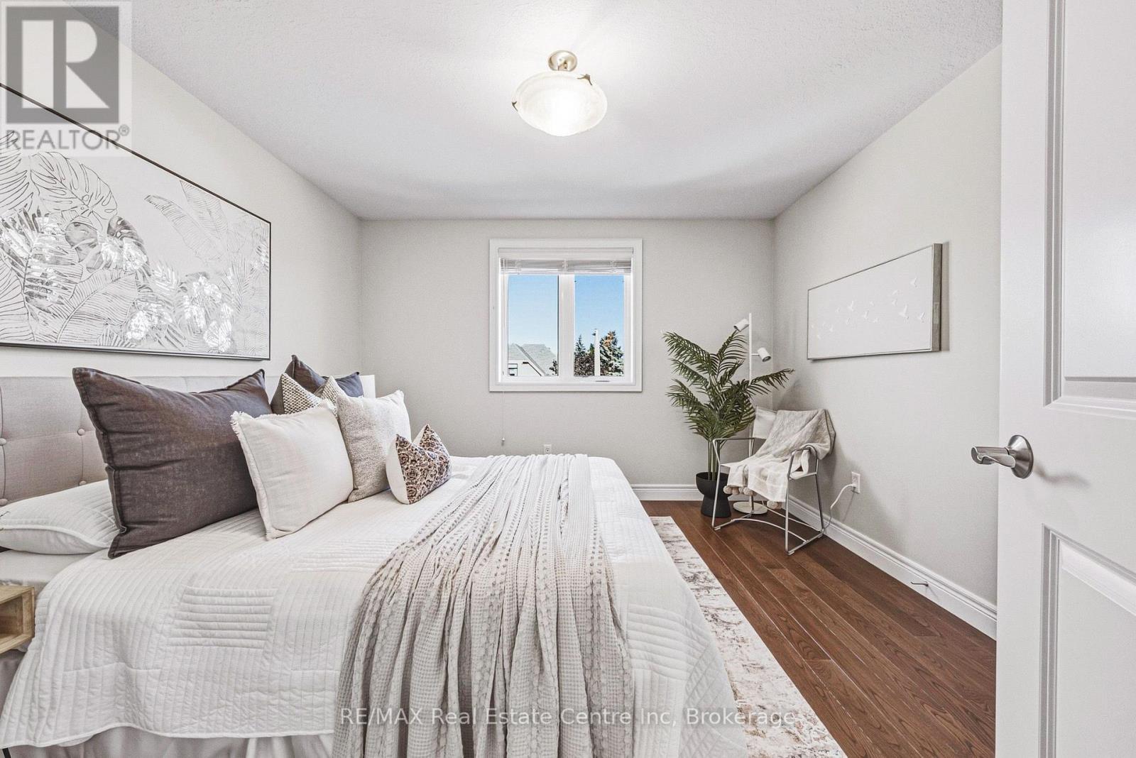 41 ZADUK PLACE - 28