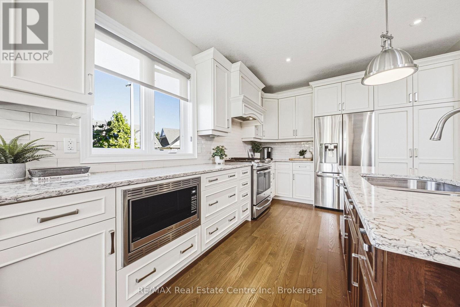 41 ZADUK PLACE - Image 15
