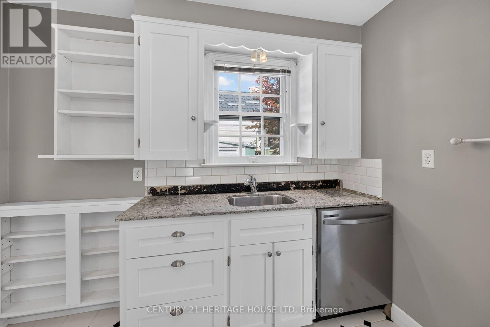 39 BALMORAL AVENUE - Image 32